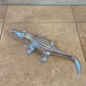 Silver alligator decor 16in long